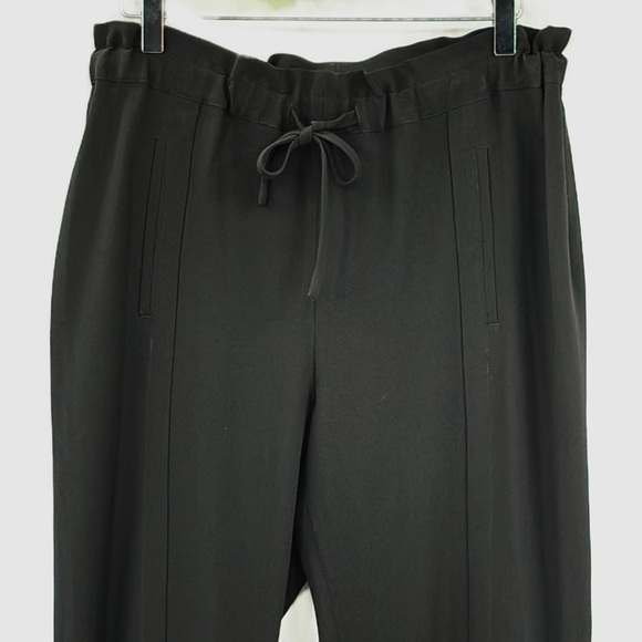 Aritzia Babaton Thibaut Relaxed Fit Tapered Leg Pant in Black - NWOT - Medium - Picture 4 of 10